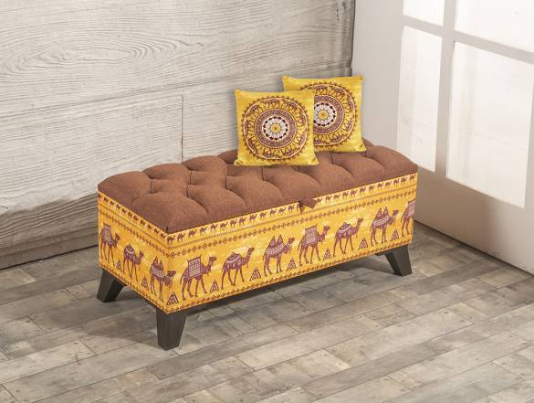 KAPİTONELİ CAMEL DESENLİ SANDIKLI PUF