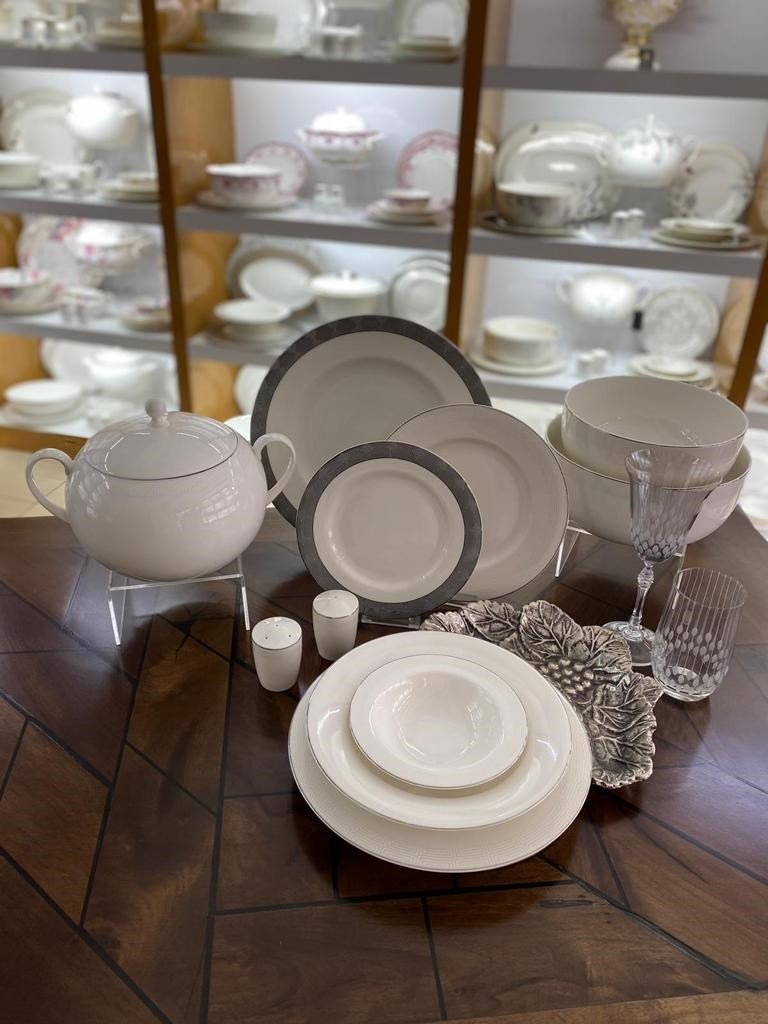 CEMİLE XAIVER  68 PARÇA Royal Bone China Yemek Takımı 12 kİŞİLİK