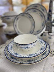 Gallery 12 Kişilik 70 Parça Royal Bone China Yemek Takımı