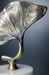 Beyaz Mermer Kaideli Bronz Eskitme Ginkgo Yaprak Detaylı Dekoratif Obje 29 cm