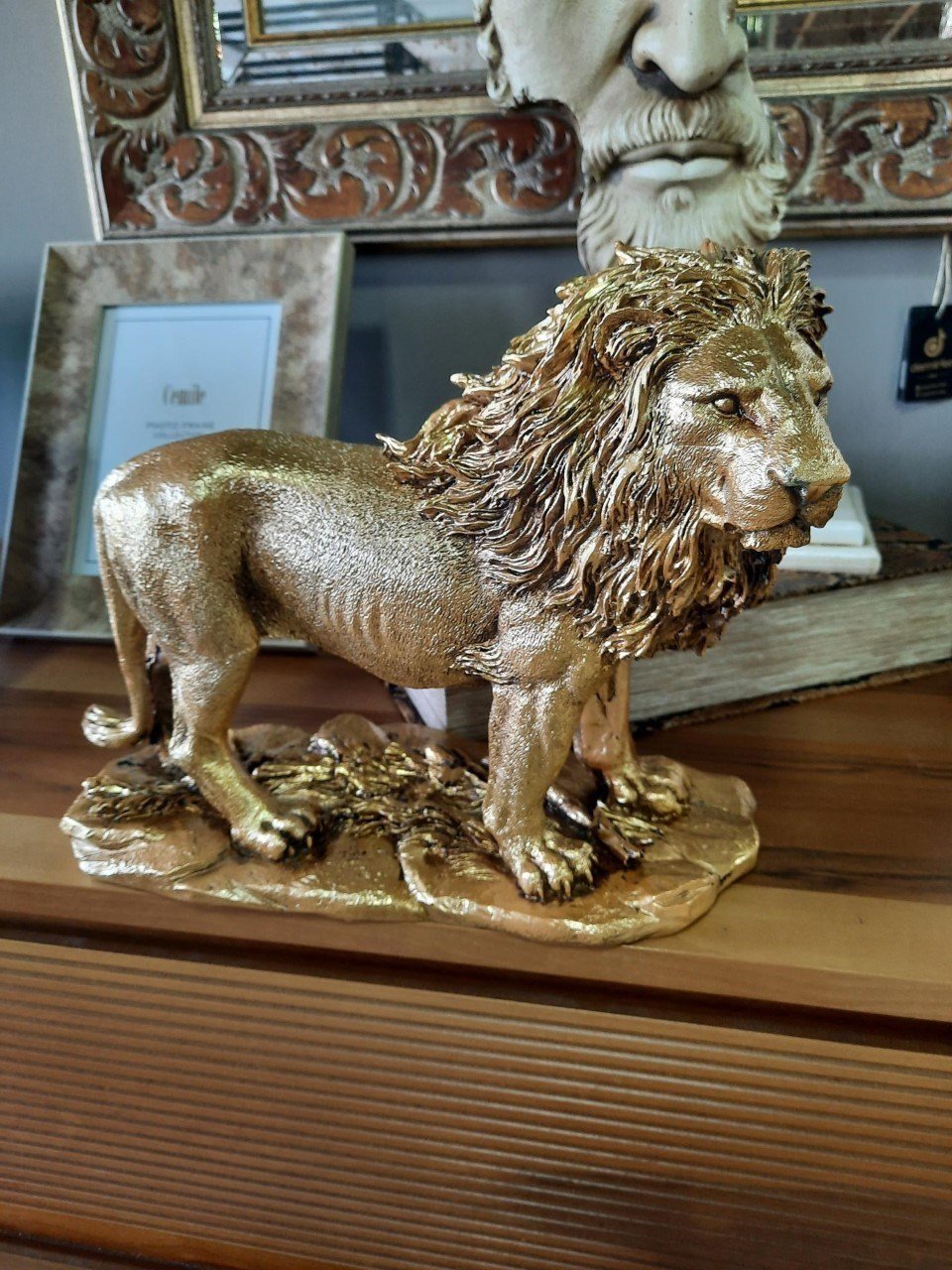 Altın Aslan Obje 30*25 cm