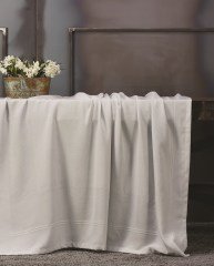 Tılıa Masa Örtüsü Beyaz 150X150